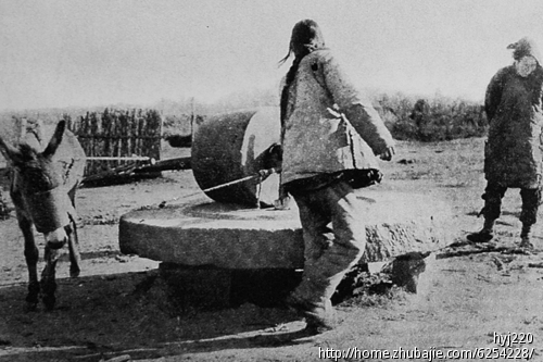 30年代乡村<em>生活</em>的<em>农家图片</em>,可以绘画的那种,不