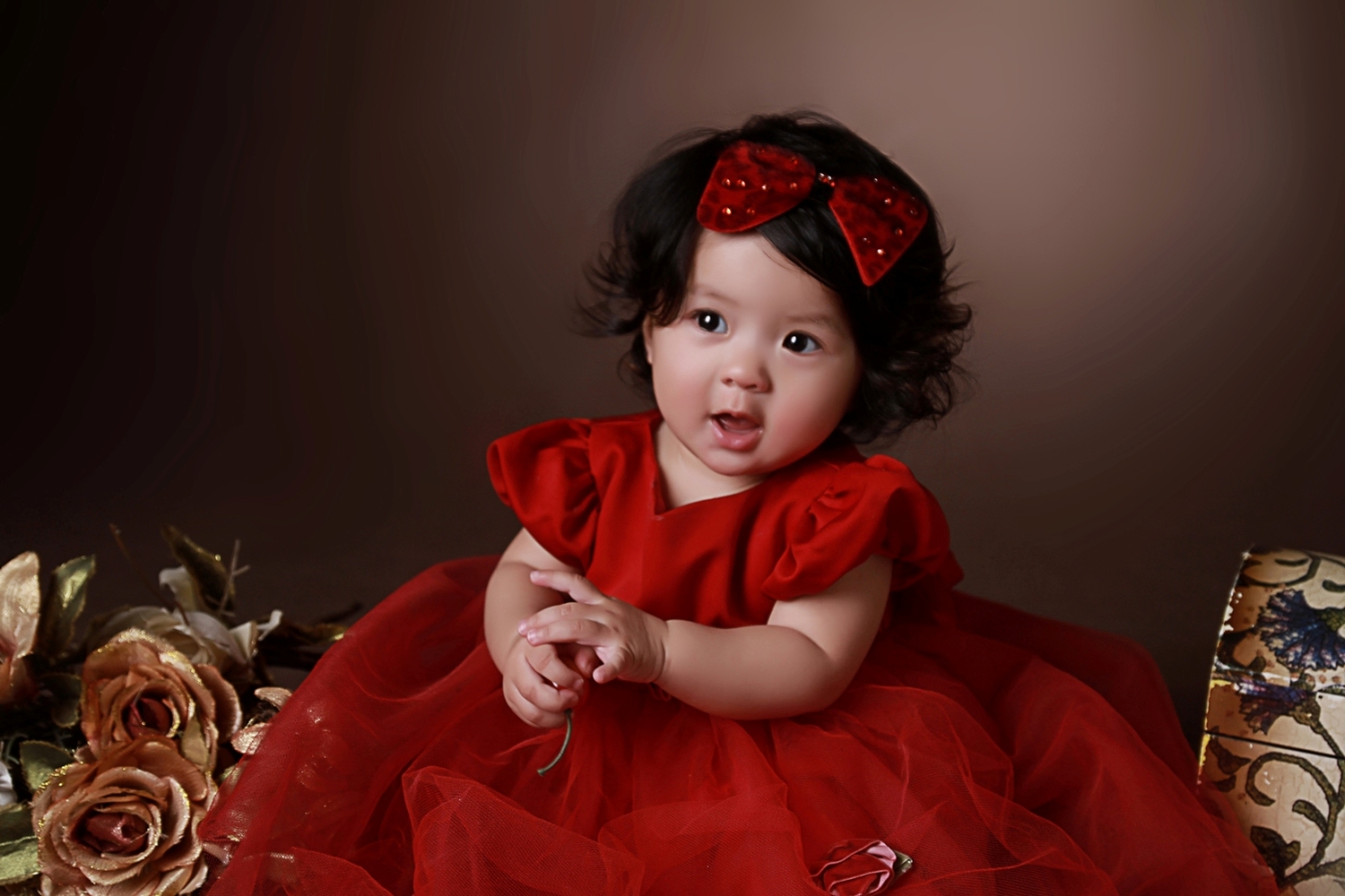 非常漂亮的女宝宝想拍广告