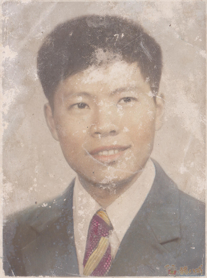 <em>黑白旧照片</em>翻新成彩色相放大 - 照片美化 - 照片