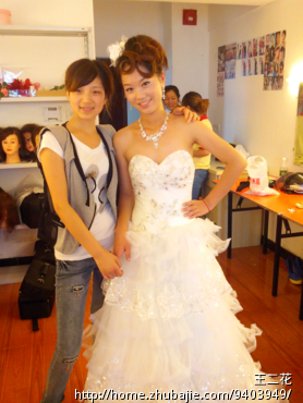20~<em>28岁</em>的<em>女人</em>看过来啦!试<em>衣服</em>,拍3张买家秀照