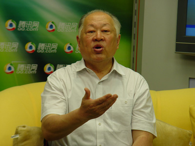 最好能有文字编辑的功底,帮胃郊: 胡国华老师简介