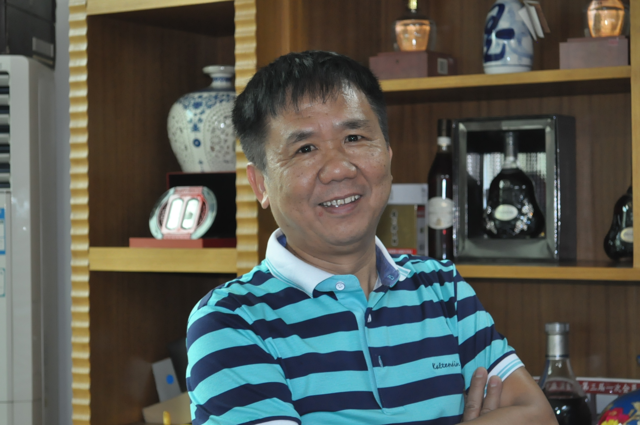 东莞市肥仔秋食品有限公司logo设计